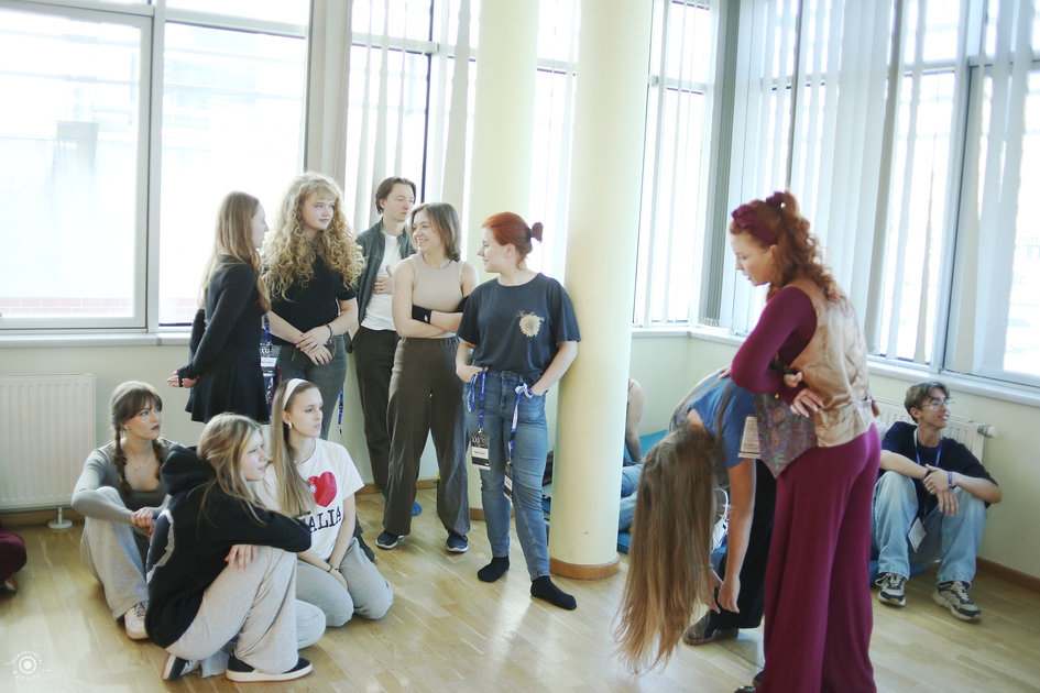 Fotorelacja z 27.03.2026 Młodzieżowe Zatargi z Teatrem – Dzień 1 – Część 2 – Warsztaty